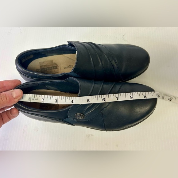 💙”Clark’s” Women’s Navy Leather Comfort Shoes💙 - Picture 14 of 16
